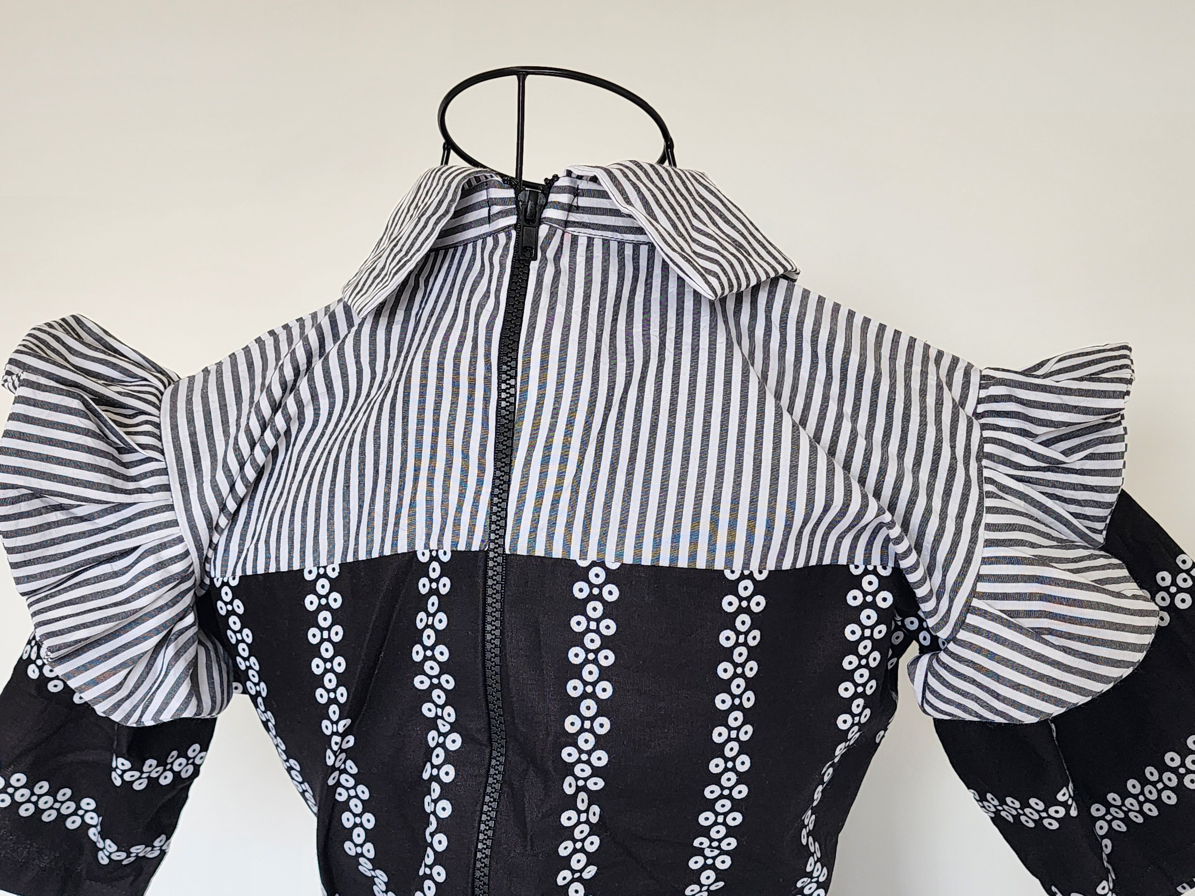 ADEOLA Monochrome Elegance Pocket Dress – Fully Lined African Print Shift Dress
