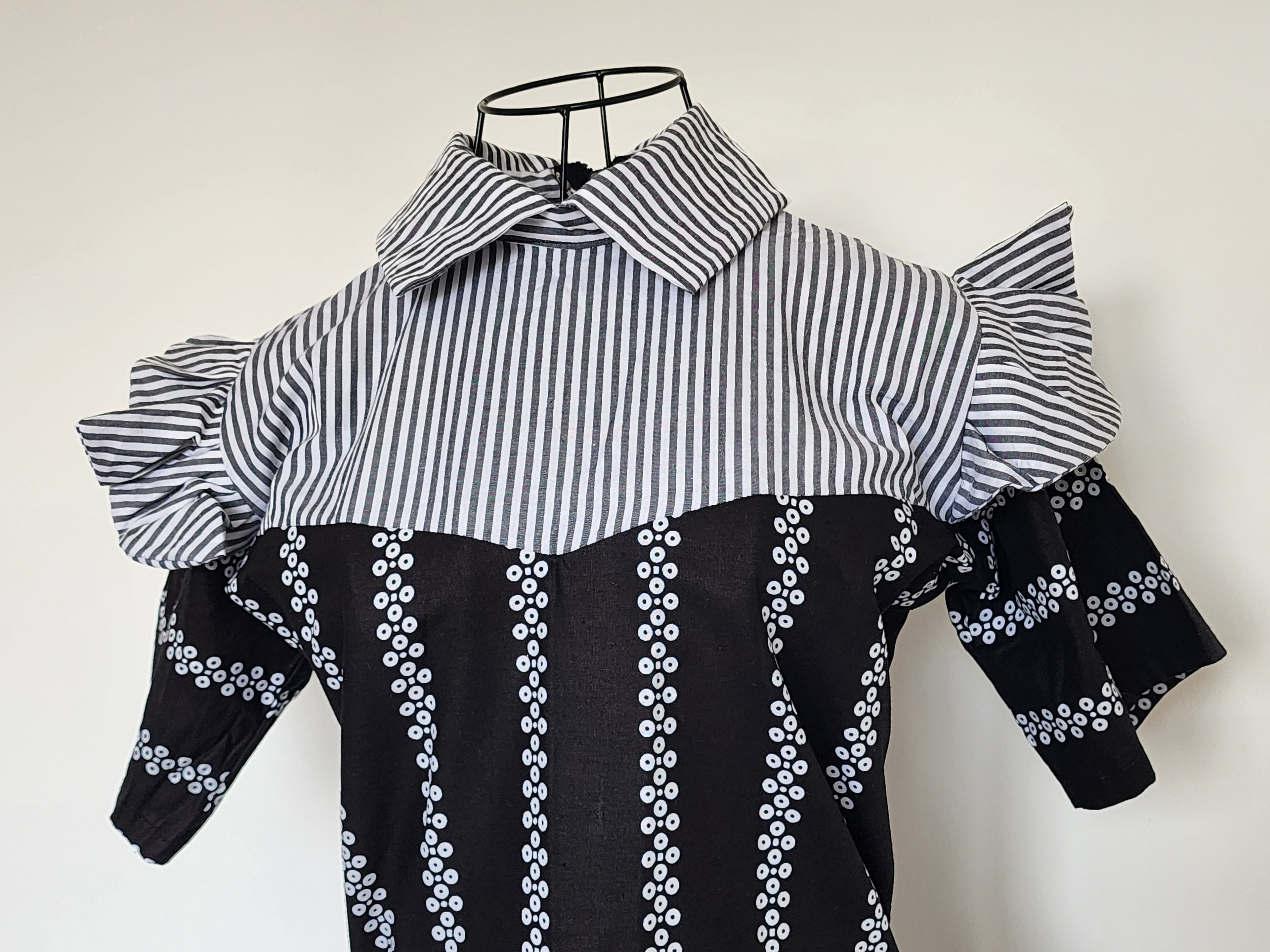 ADEOLA Monochrome Elegance Pocket Dress – Fully Lined African Print Shift Dress