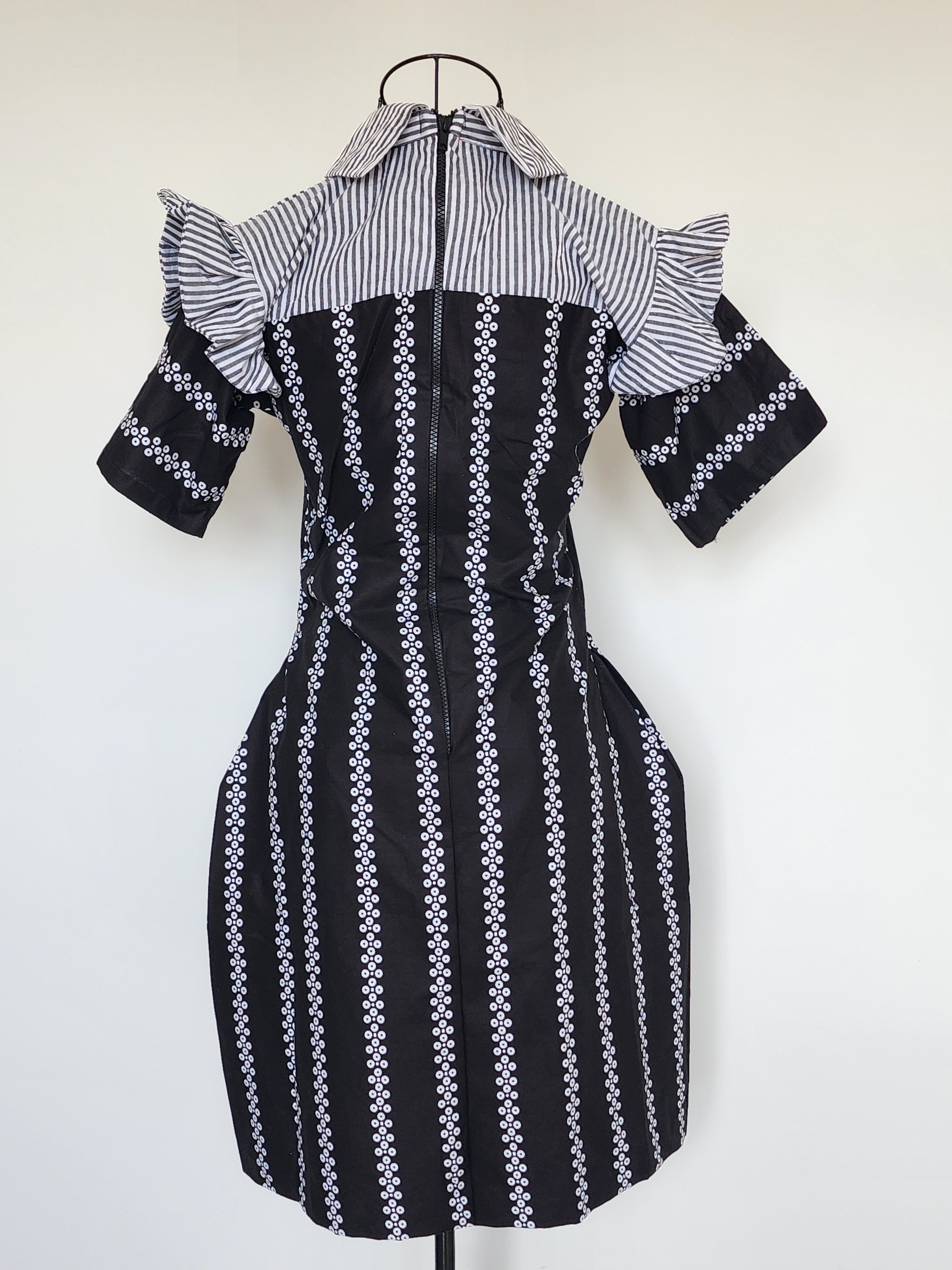 ADEOLA Monochrome Elegance Pocket Dress – Fully Lined African Print Shift Dress